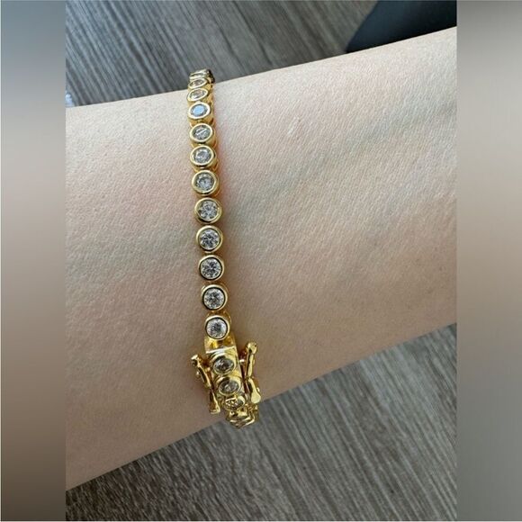 Bezel tennis bracelet A1182 - Picture 9 of 9